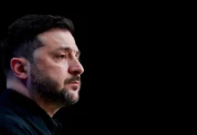 Владимир Зеленский сталкивается с сомнениями «Слуги народа» и Рады vladimir zelenskij stalkivaetsya s somneniyami slugi naroda i rady-gazetart-ru-0