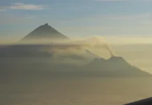 Вулкан Безымянный на Камчатке находится под наблюдением Юрия Демянчука vulkan bezymyannyj na kamchatke nahoditsya pod nablyudeniem yuriya demyanchuka-gazetart-ru-0