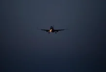 Аэропорт Сочи временно приостановил рейсы в Москву и Хургаду aeroport sochi vremenno priostanovil rejsy v moskvu i hurgadu-gazetart-ru-0