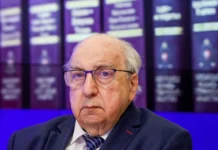 Чубарьян и Мединский рассказали о выгодах новых учебников истории chubaryan i medinskij rasskazali o vygodah novyh uchebnikov istorii-gazetart-ru-0