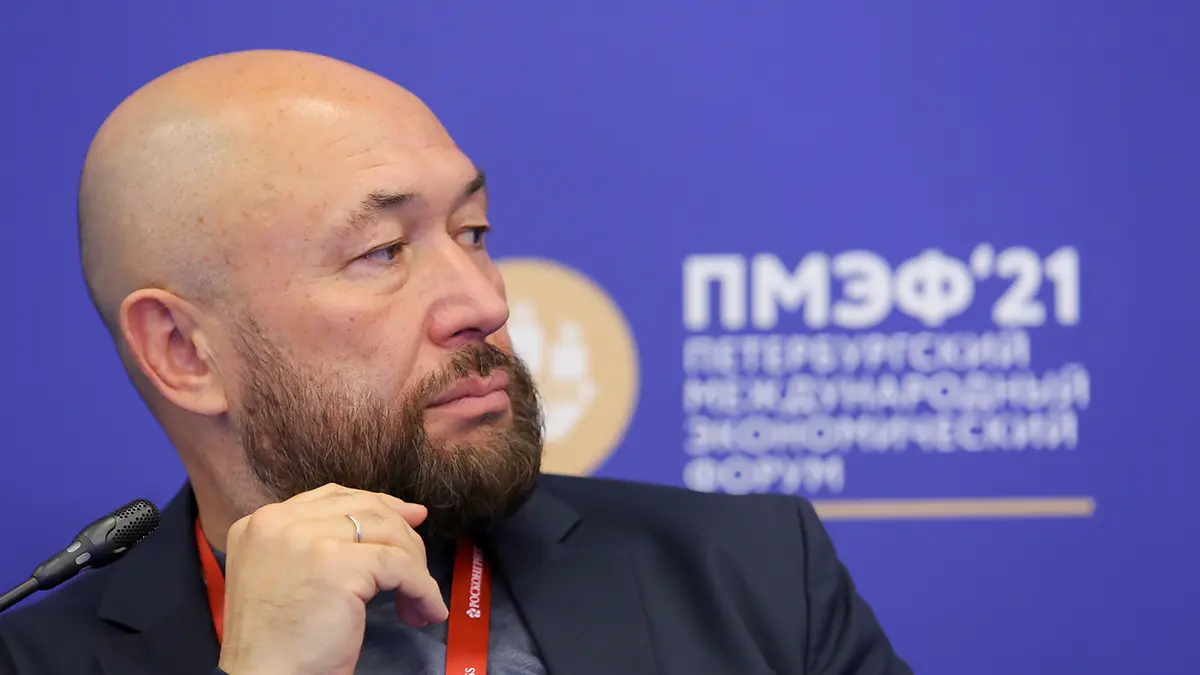 Изъятый у режиссера Тимура Бекмамбетова особняк выставили на продажу в Казани