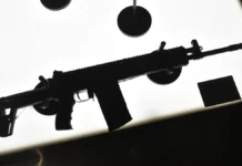 Инцидент у Академ-Парка. Калининский район принял энергичные меры inczident u akademparka kalininskij rajon prinyal energichnye mery-gazetart-ru-0