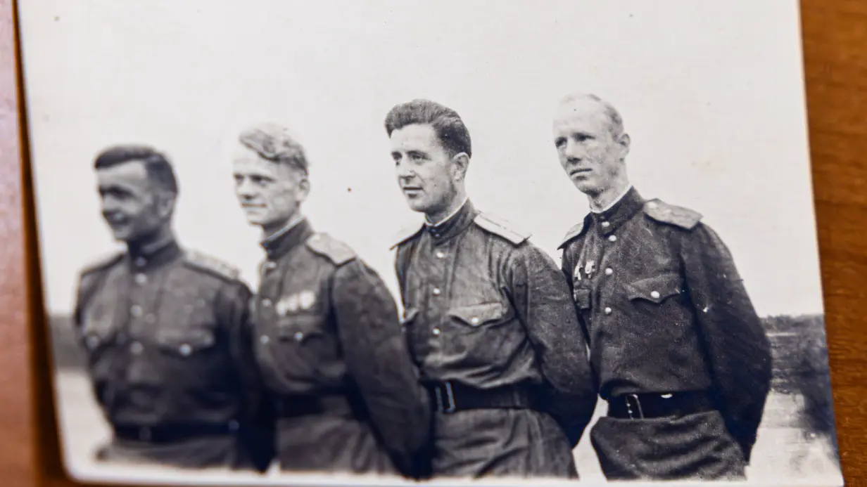 Реликвии летчика – Героя Советского Союза передали в дар Музею Победы