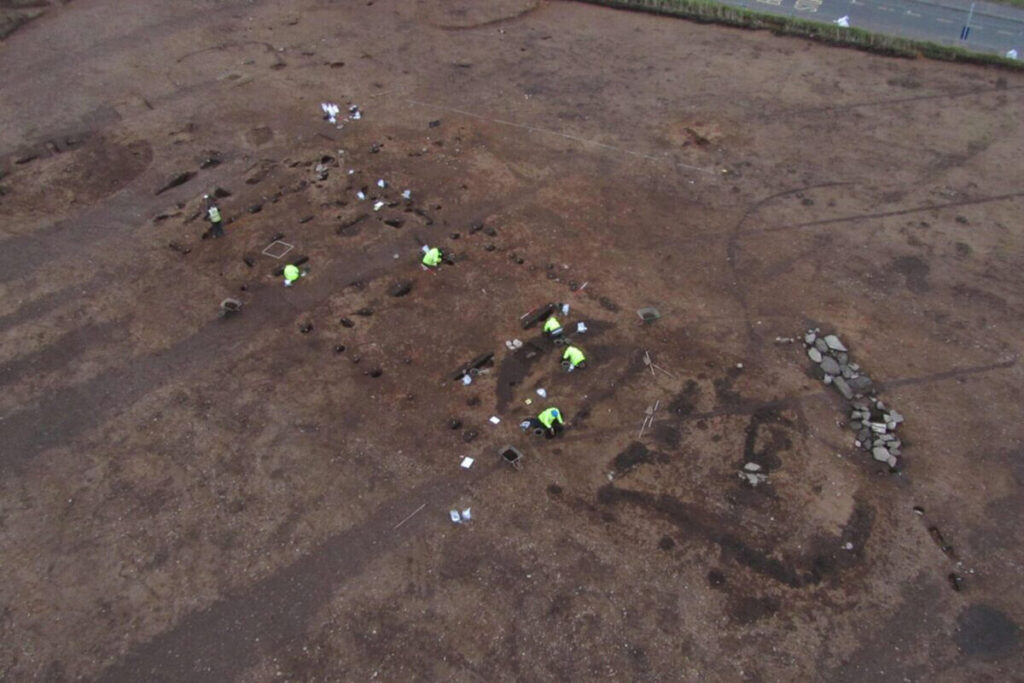 Неолитические деревянные залы в Шотландии