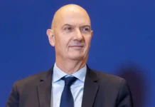 Ролан Лескюр и Франция: диалог США и ЕС важен для будущего Гренландии rolan leskyur i francziya dialog ssha i es vazhen dlya budushhego grenlandii-gazetart-ru-0