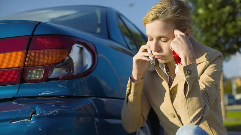 Специалист по страхованию рассказал о действиях, если машину повредили на парковке