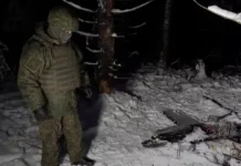 Спецслужбы и Минобороны РФ раскрывают детали атаки дрона на резиденцию Путина speczsluzhby i minoborony rf raskryvayut detali ataki drona na rezidencziyu putina-gazetart-ru-0