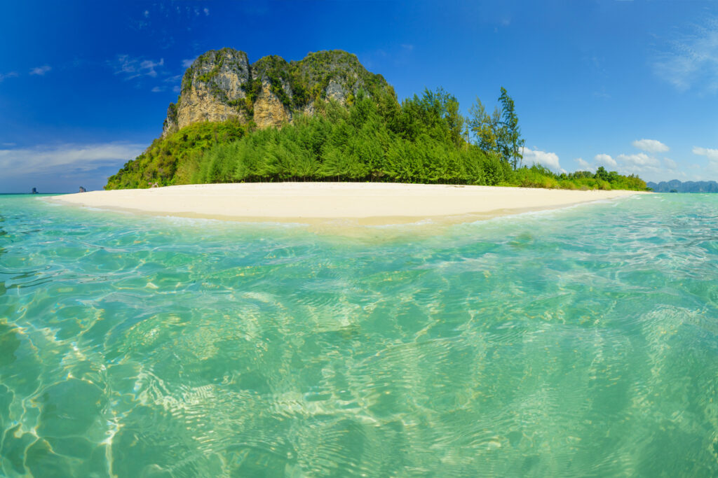 Тропический островной курорт