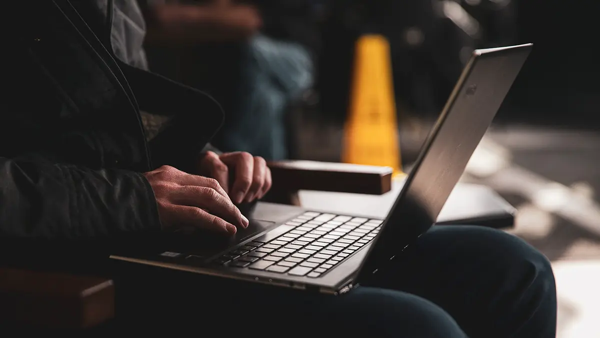 BI: В США IT-специалисты начали отказываться от физической близости ради карьеры