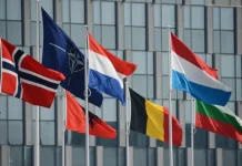 Владислав Масленников: НАТО и Россия на грани, связь едва жива vladislav maslennikov nato i rossiya na grani svyaz edva zhiva-gazetart-ru-0