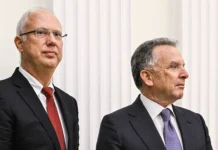 vstrecha kirilla dmitrieva stiva uitkoffa i dzhareda kushnera v davose-gazetart-ru-0