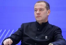 Дмитрий Медведев: Россия ответит на передачу ядерного оружия Украине dmitrij medvedev rossiya otvetit na peredachu yadernogo oruzhiya ukraine-gazetart-ru-0