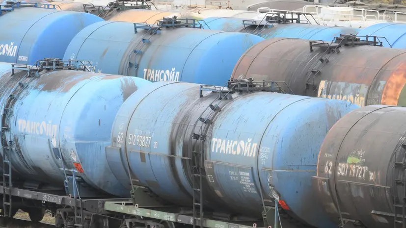 В Кировской области запустили резервные поезда после схода вагонов