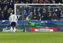 Матвей Сафонов вновь блистает в ПСЖ он ярко сыграл против Страсбурга matvej safonov vnov blistaet v pszh on yarko sygral protiv strasburga-gazetart-ru-0