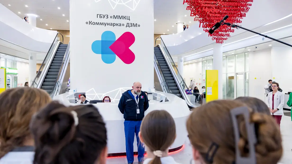 Анастасия Ракова рассказала о расширении форматов профориентации для будущих врачей в Москве