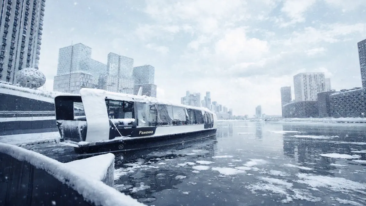 Пассажиры совершили более двух миллионов поездок на регулярном речном маршруте «Киевский — Парк Фили»