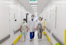 Врачи Спасской горбольницы и Минздрава Приморья спасают жизни vrachi spasskoj gorbolniczy i minzdrava primorya spasayut zhizni-gazetart-ru-0