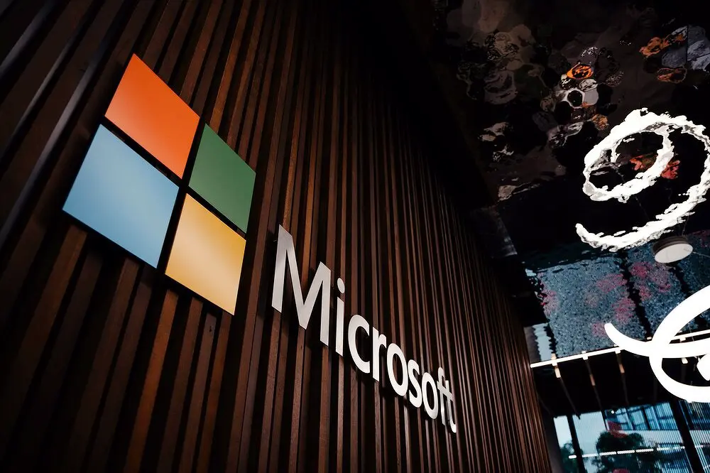ВТБ ждет возврата средств от Ситроникс Ай Ти за Microsoft-0