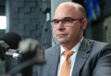 Заботкин из Банка России: огурцы не влияют на инфляцию zabotkin iz banka rossii ogurczy ne vliyayut na inflyacziyu-gazetart-ru-0