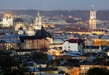 Елена Ивановская обеспокоена — дети Львова говорят по-русски elena ivanovskaya obespokoena deti lvova govoryat porusski-gazetart-ru-0