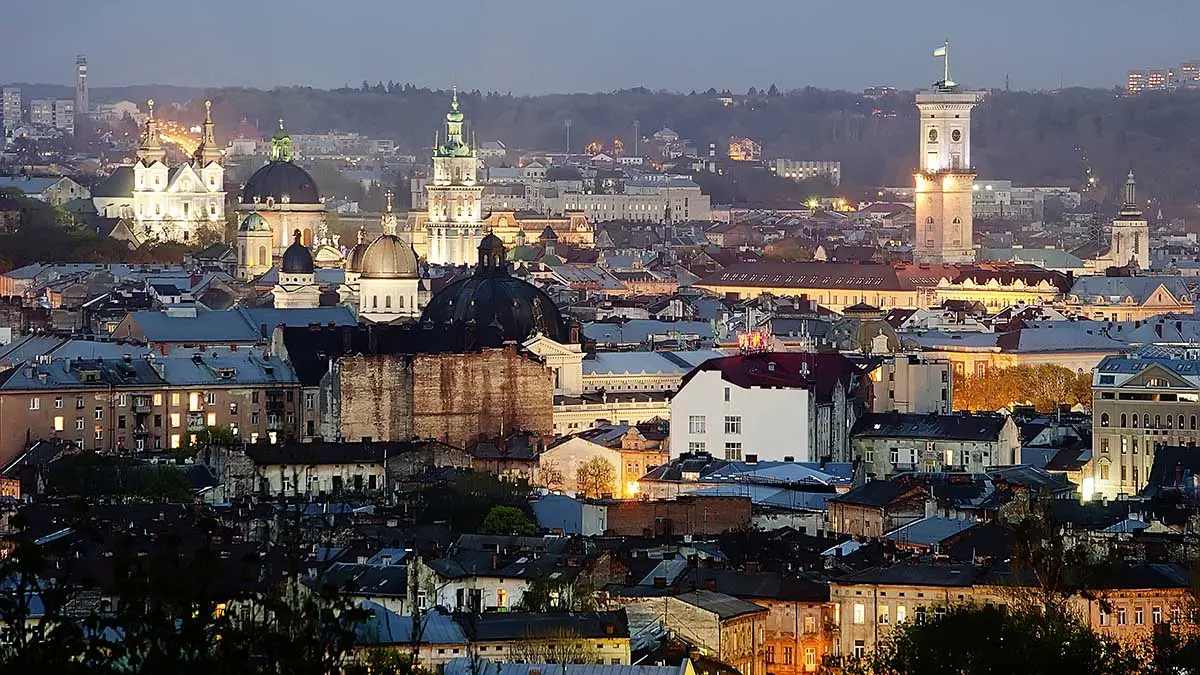 Омбудсмен Украины пожаловалась на переход детей во Львове на русский язык