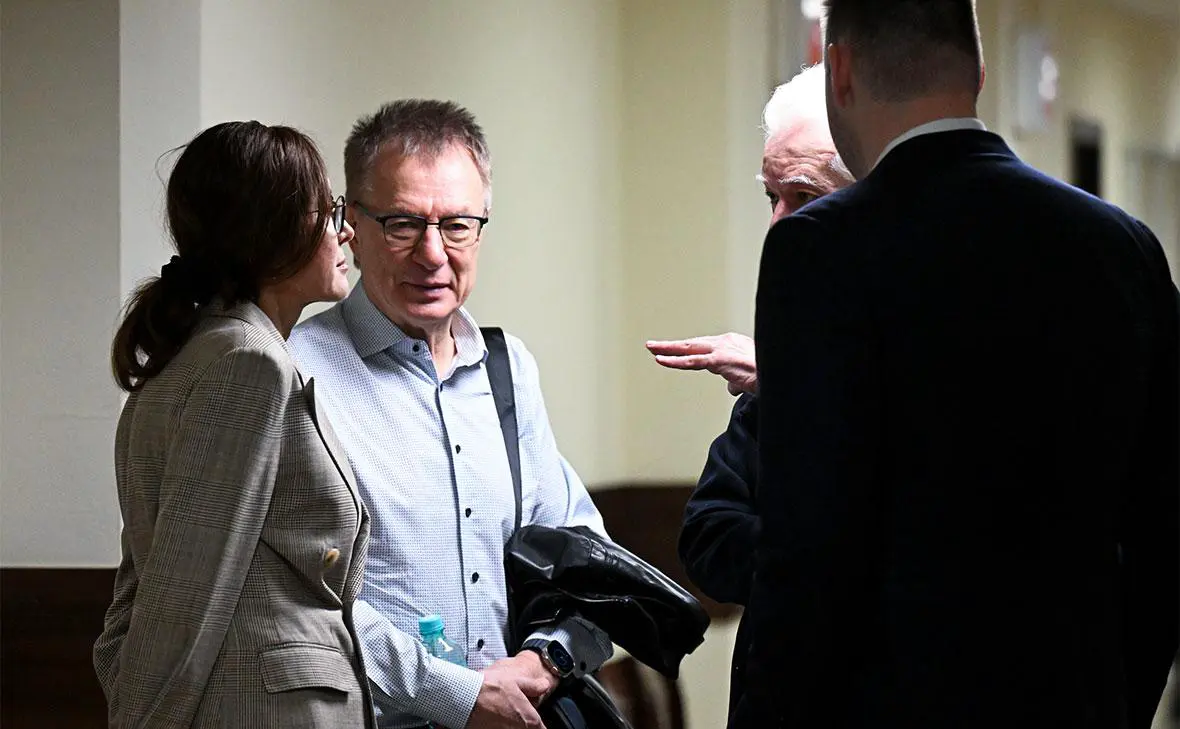 Александр Галицкий (в центре) (Илья Питалев / РИА Новости)