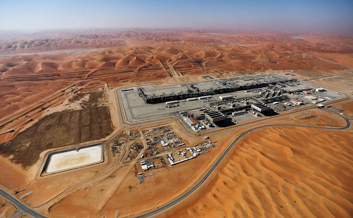 Нефтяное месторождение Aramco в пустыне Руб-эль-Хали, Саудовская Аравия (Hamad I Mohammed / Reuters)
