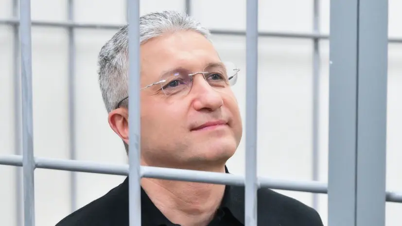 Приставы принудительно взыскивают с Тимура Иванова свыше 4 млрд рублей