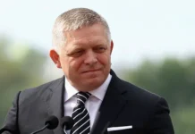 robert ficzo iz slovakii gotovitsya k dnyu pobedy v nochnuyu smenu-gazetart-ru-0