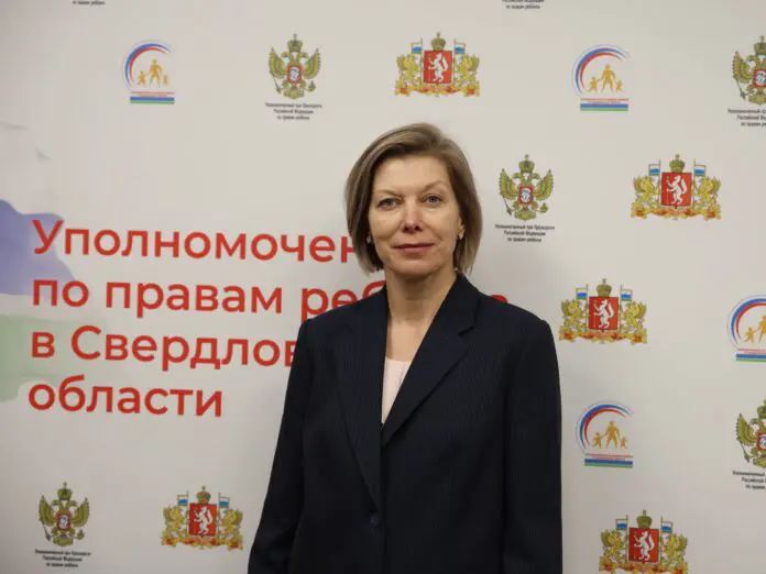 Татьяна Титова рассказала о защите прав детей в Свердловской области-0