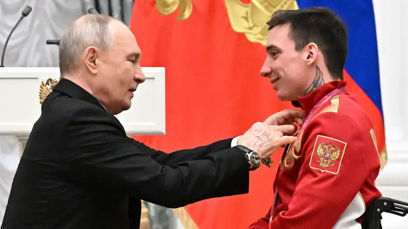 «Сделали возвращение символов России триумфальным»: Путин наградил участников Паралимпиады в Италии