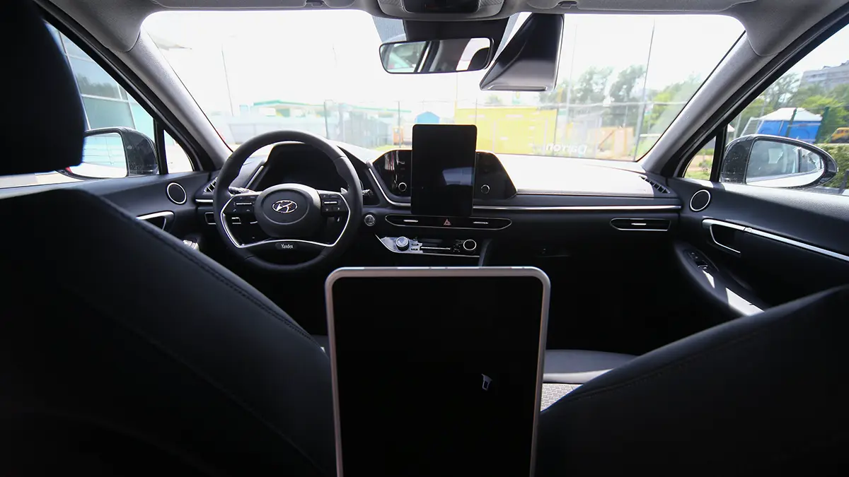 Мужчина в Дагестане спас женщину и детей из тонущей машины