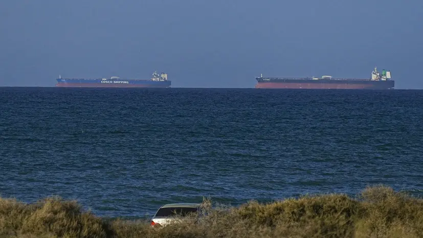 Большая вода: что известно об открытии судоходства в Ормузском проливе