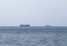 Иран открывает Ормузский пролив для навигации в перемирие Ливана и Израиля iran otkryvaet ormuzskij proliv dlya navigaczii v peremirie livana i izrailya-gazetart-ru-0