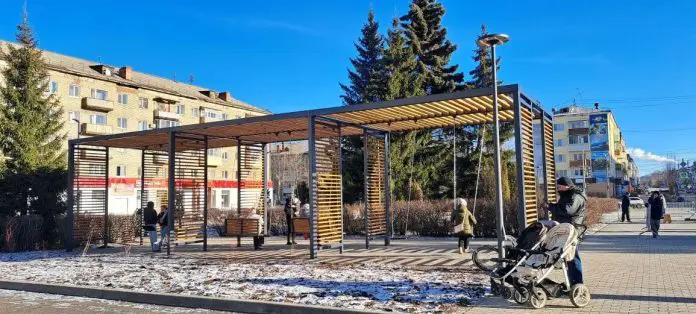 Красноуральск преобразился Площадь Победы и Ленина расцветают-0