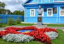 muzej pobedy otmechaet godovshhinu akcziej czvety pobedy i pamyatyu o geroyah-gazetart-ru-0