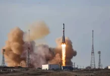 roskosmos i dmitrij bakanov predstavlyayut innovaczionnuyu raketu amurspg-gazetart-ru-0