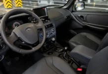 avtovaz predstavil    s kozhanym salonom na pmef-gazetart-ru-0