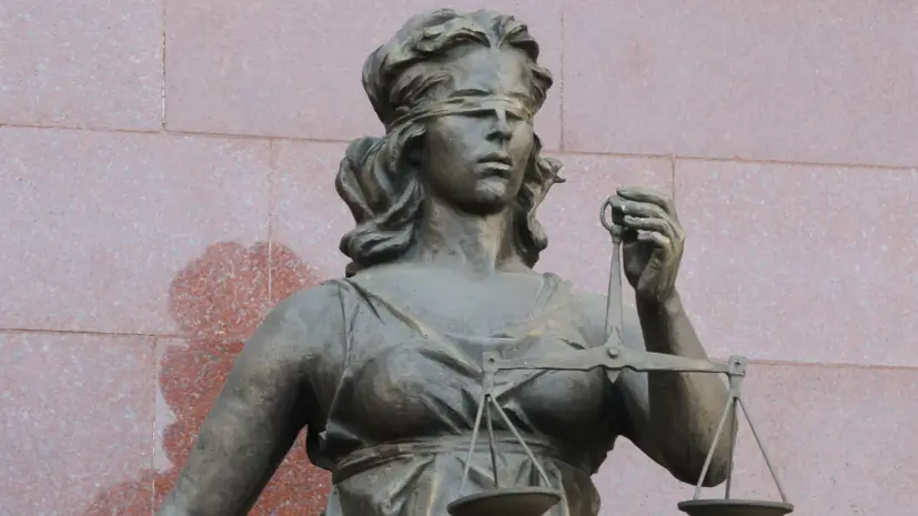 Экс-главу подросткового отряда в Москве заочно арестовали по делу о разврате