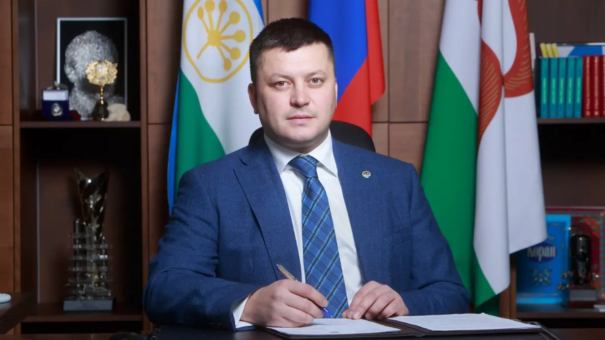 Мэру Уфы Мавлиеву изменили меру пресечения на домашний арест