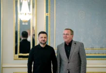 vizit borisa pistoriusa v ukrainu  es otvergaet mirnyj put-gazetart-ru-0