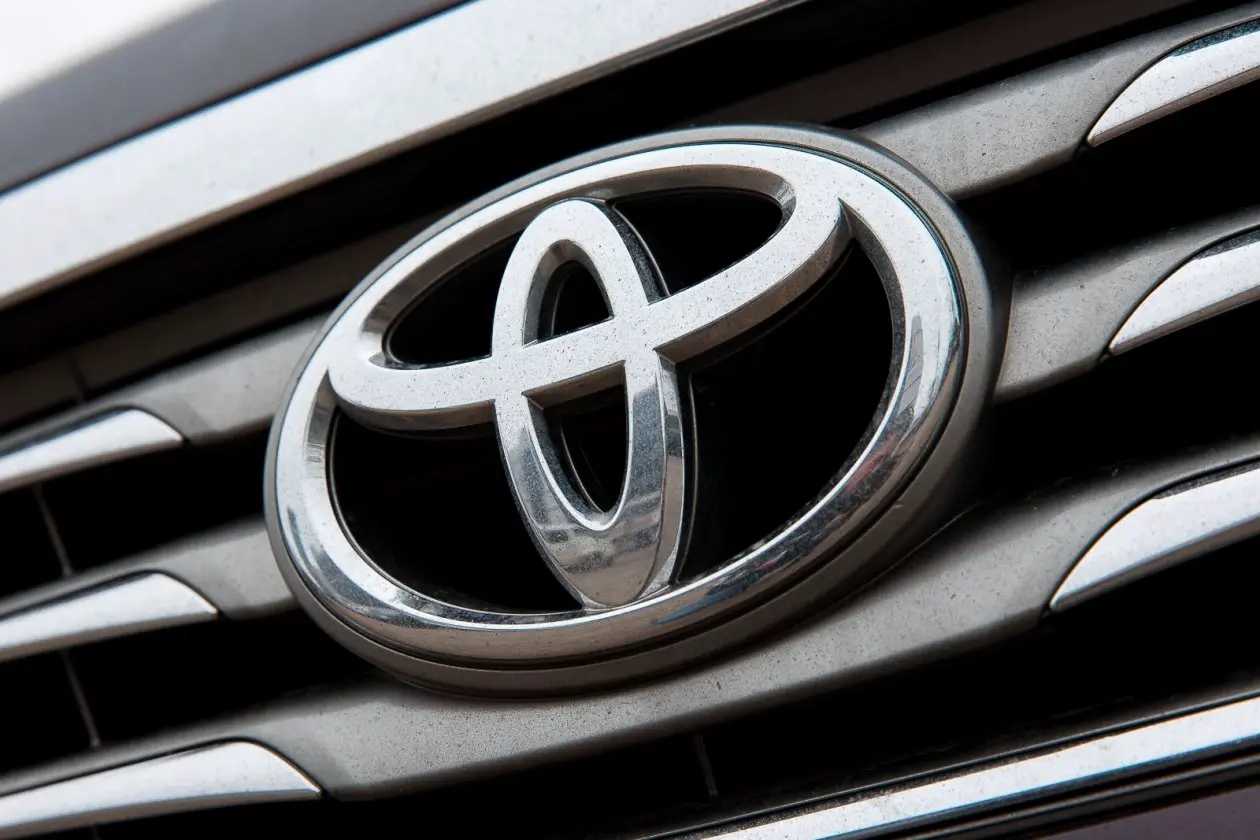 Значок Toyota Илья Аверьянов, ИА PrimaMedia