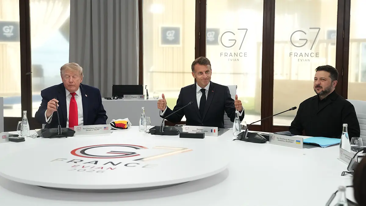 Зеленский, Трамп и Макрон провели закрытую встречу на G7