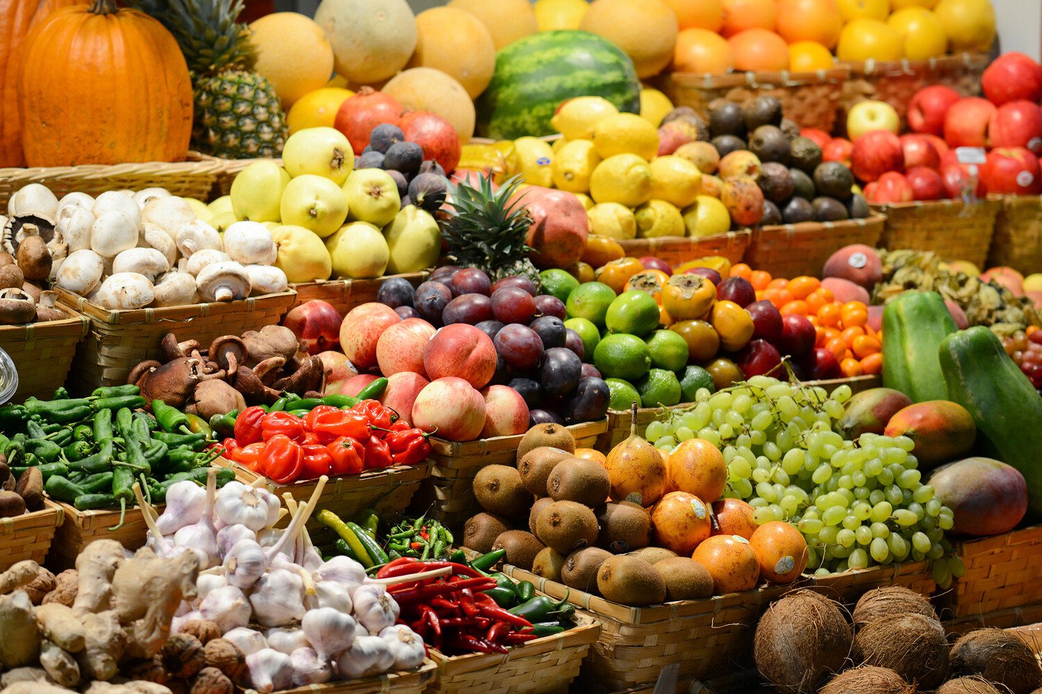 Польза и безопасность употребления фруктов с кожурой: мнение экспертов 092a4513-21ef-467b-9d3f-3a76c99f261a-67530d82