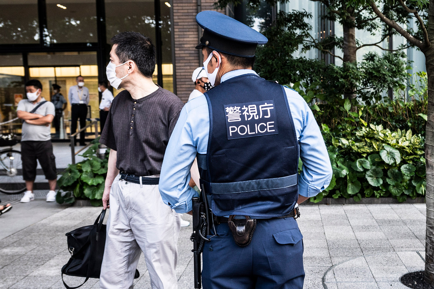 Инцидент у резиденции премьер-министра Японии: расследование продолжается 19cdb761-7f65-423c-bb3a-02cfc8e5a2d5-676665bd