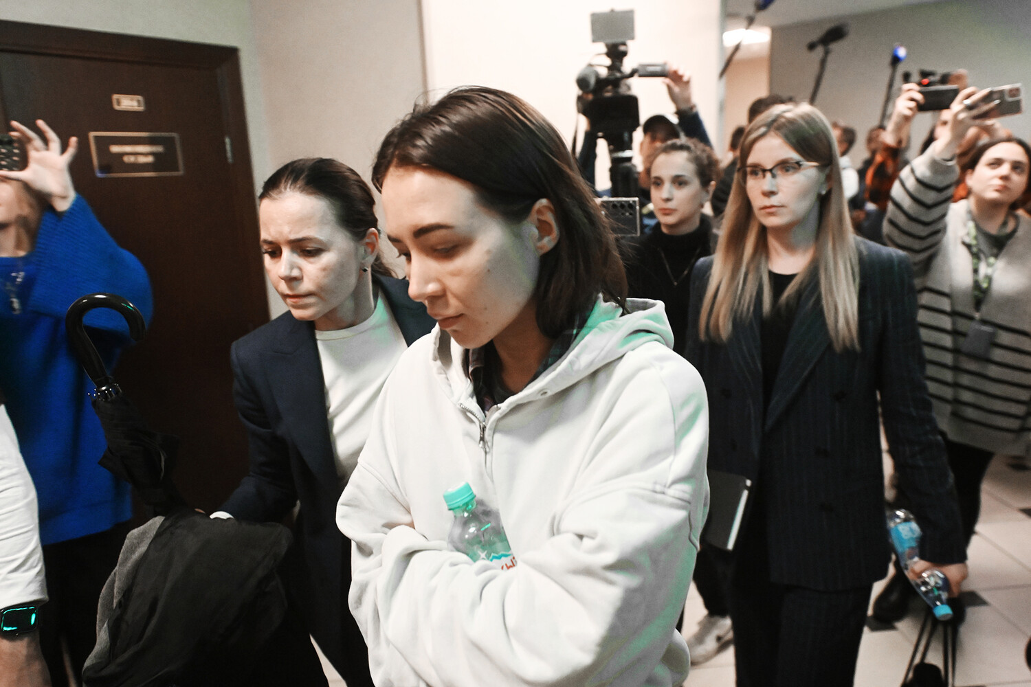 Возможный пересмотр меры пресечения для популярной блогерши 2afe1b39-d05e-4c74-a3a3-c783a34e21ad-6766b752