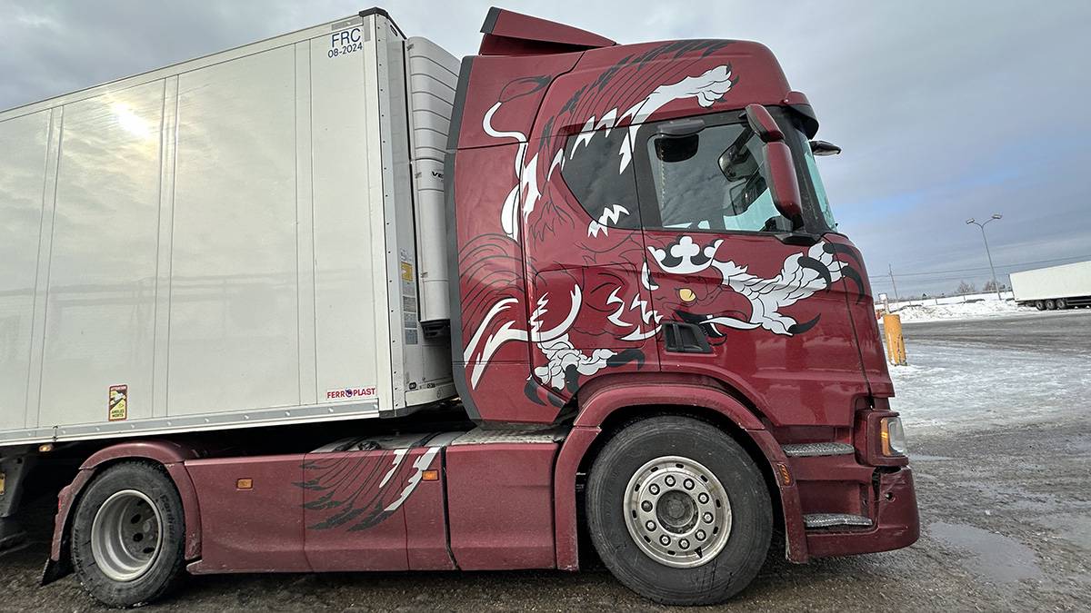 4d32c1d6-32a0-49b1-9235-77c5d1b6783c-6788f472