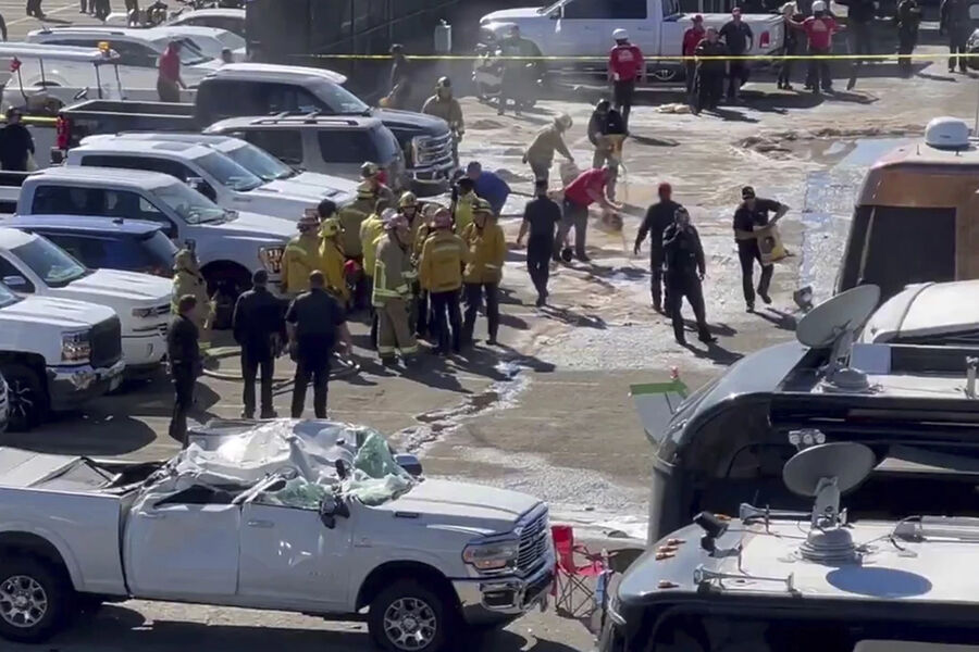 Экстренная посадка самолета на автодроме в Калифорнии завершилась благополучно 9c4912b1-d88f-412a-9b85-b7ab078888a6-678e78dc