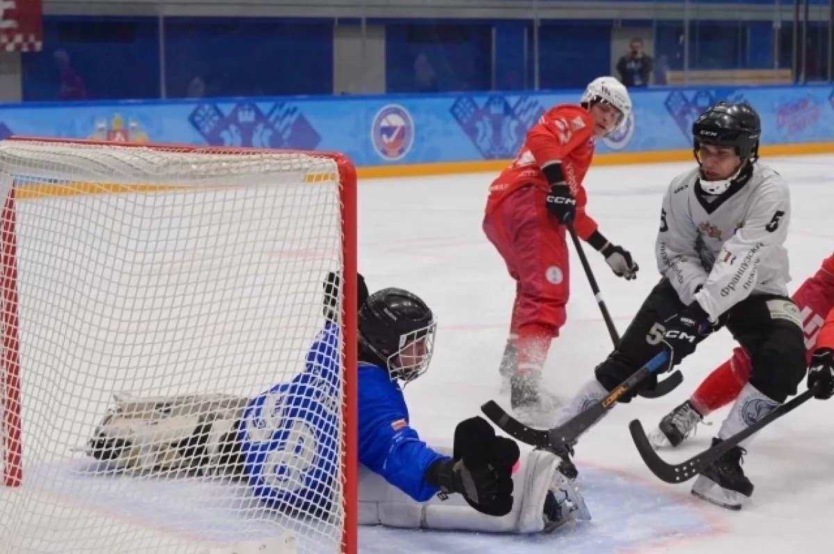 Кубок губернатора по мини-хоккею с мячом стартовал в Первоуральске a344690f-5b90-4018-9a40-8f6891844157-676da6b1