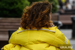 Яркие тенденции в моде: челябинцы выбирают золото и разноцветье dc46324b-0604-4666-91e0-32a7e0296185-675295f4